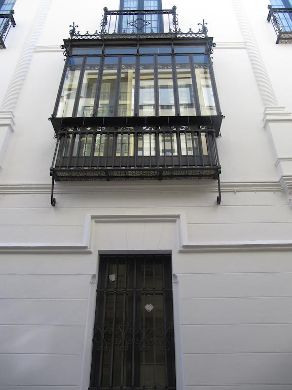 Life Apartments Alberto Lista Sevilla Exterior foto